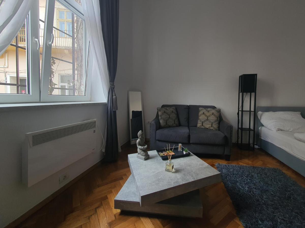 אראד ☆ Bulevard Apartments ☆ מראה חיצוני תמונה